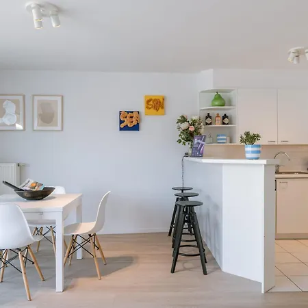 Huswell - Beachfront With Bike Storage & Terraces *