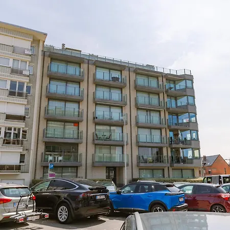 Apartment Huswell - Beachfront With Bike Storage & Terraces Koksijde